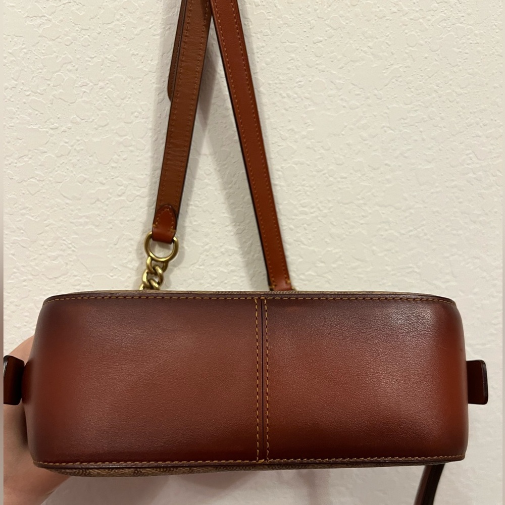Coach Bag - Picture 5 of 15